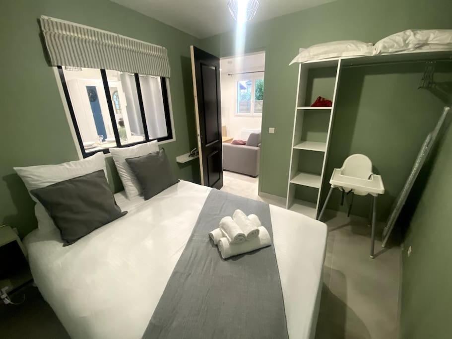 Maison Jardin Et Parking Gratuit - 10 Min De L'Aeroport - Metro 14 - Arrivee Autonome Orly Zewnętrze zdjęcie